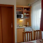 דירה Zalagyoengye *
